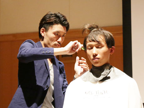 柄沢有羽さんは20代向けのスタイルを提案