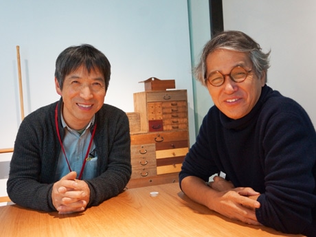 建築家・中村好文さん（右）と木工職人・奥田忠彦さん（左）