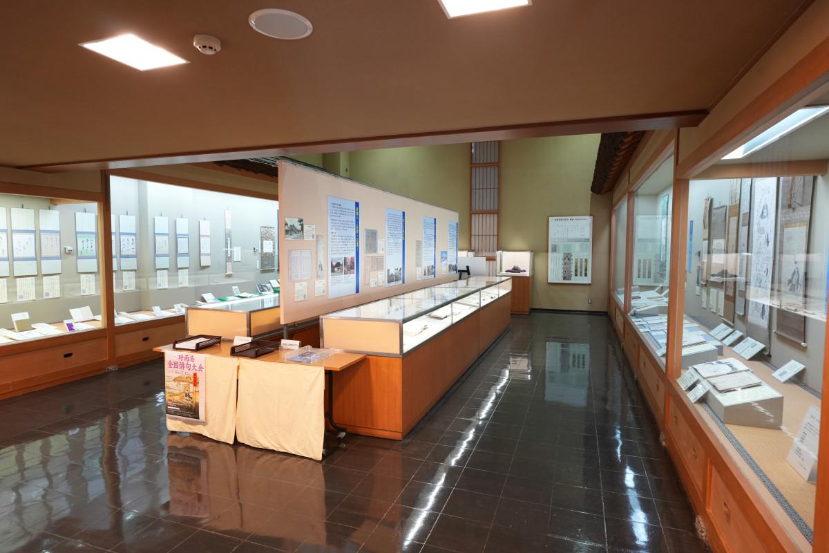 2026年前期企画展「江東区ゆかりの俳人たち」会場風景