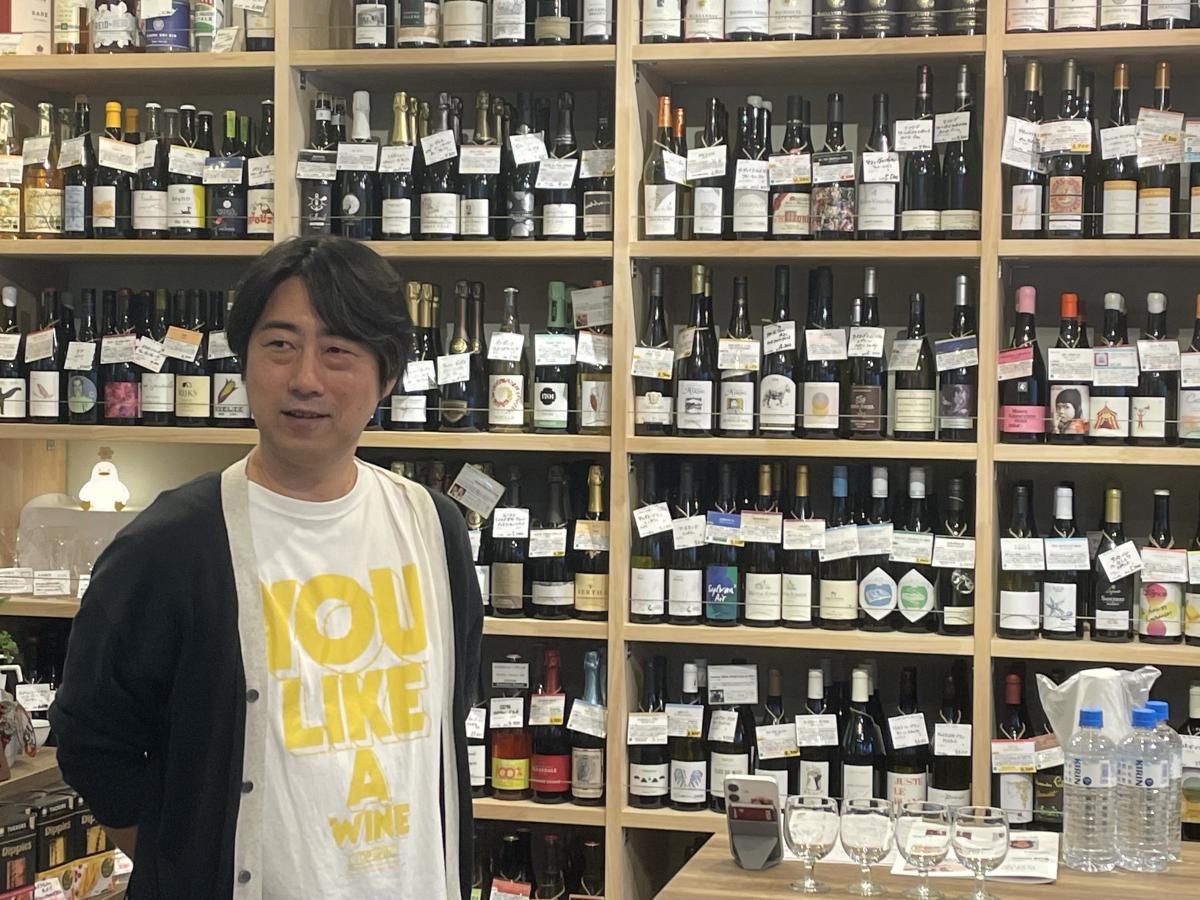 同店バイヤー兼リコメンダーの小田祐規さんがわかりやすくワインを解説