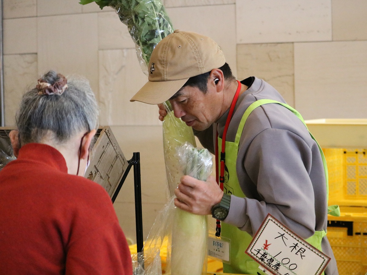 大根を選ぶ