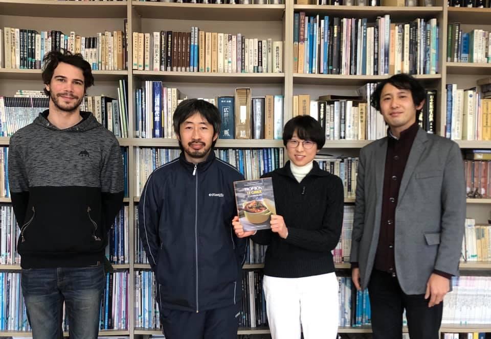 熊谷ジビエ研究会のメンバー。左からオスカー・ラビさん、萬年康平さん、熊谷市立江南文化財センターの山川愛希子さん、山下祐樹さん