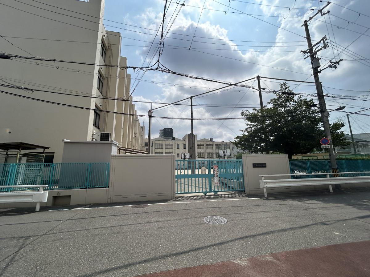東都島「ふれあいフェスティバル」の会場となる東都島小学校