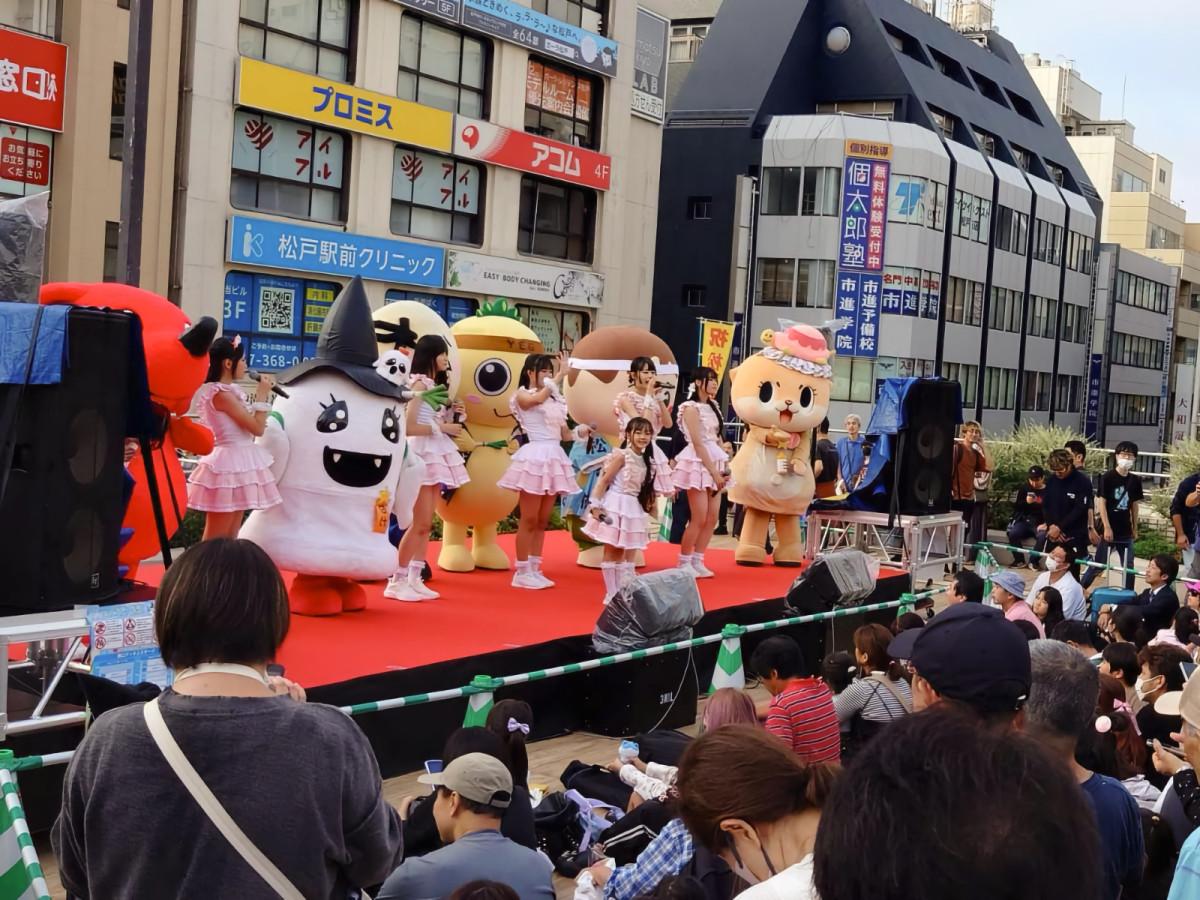 昨年10月の「松戸まつり」で行われたキャラクターショー