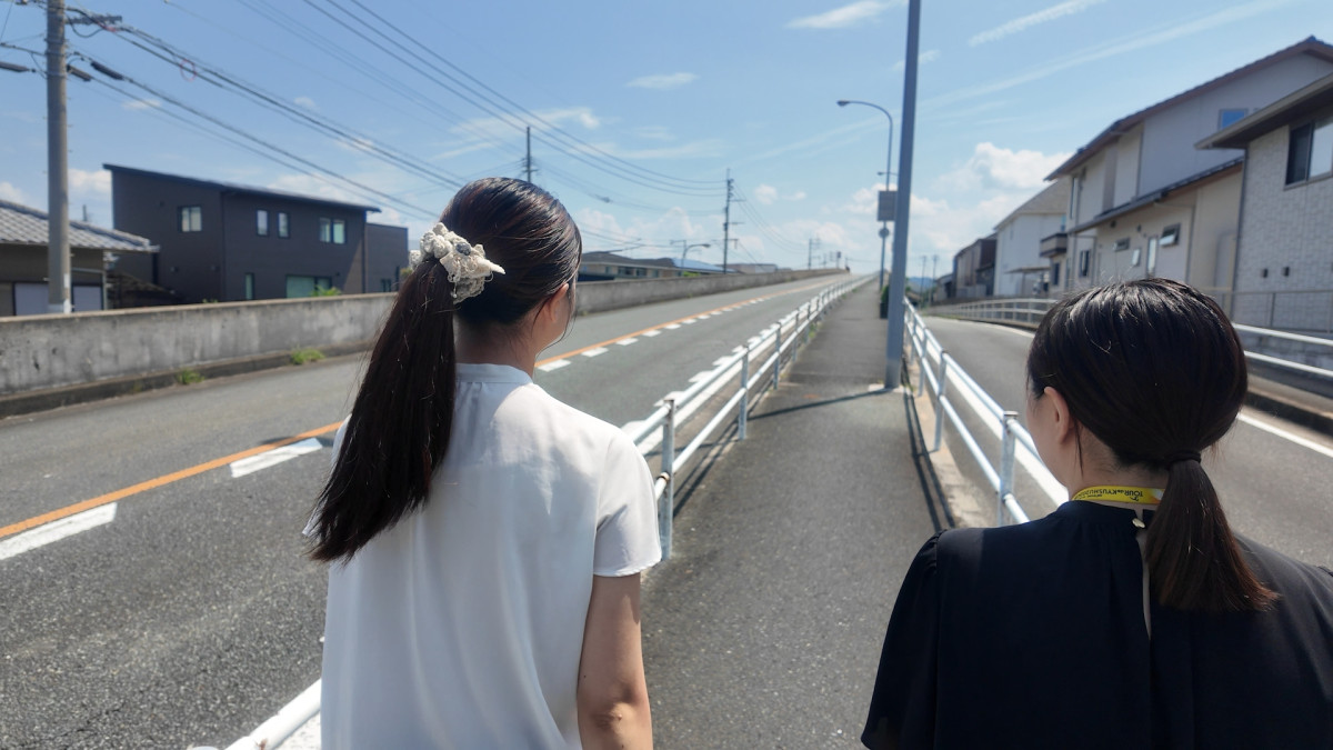 4区にある跨線橋