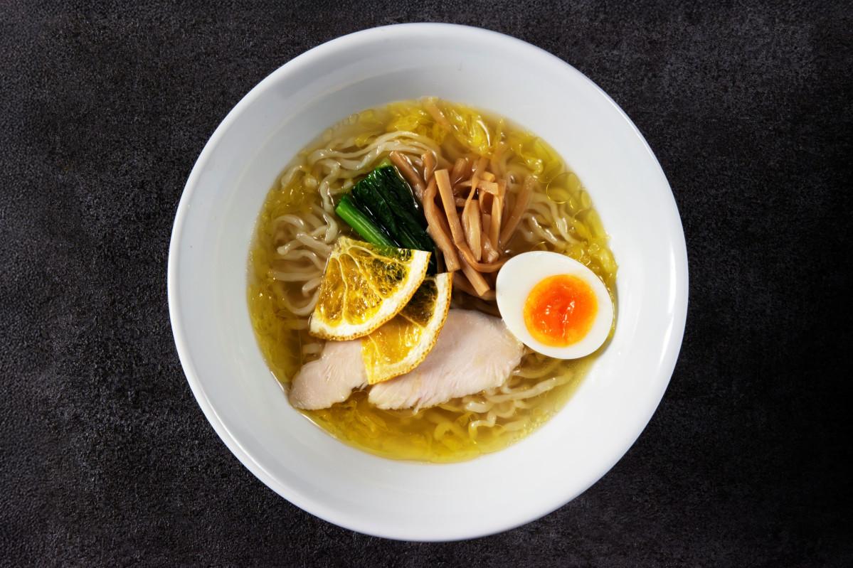 甘夏香る塩ラーメン