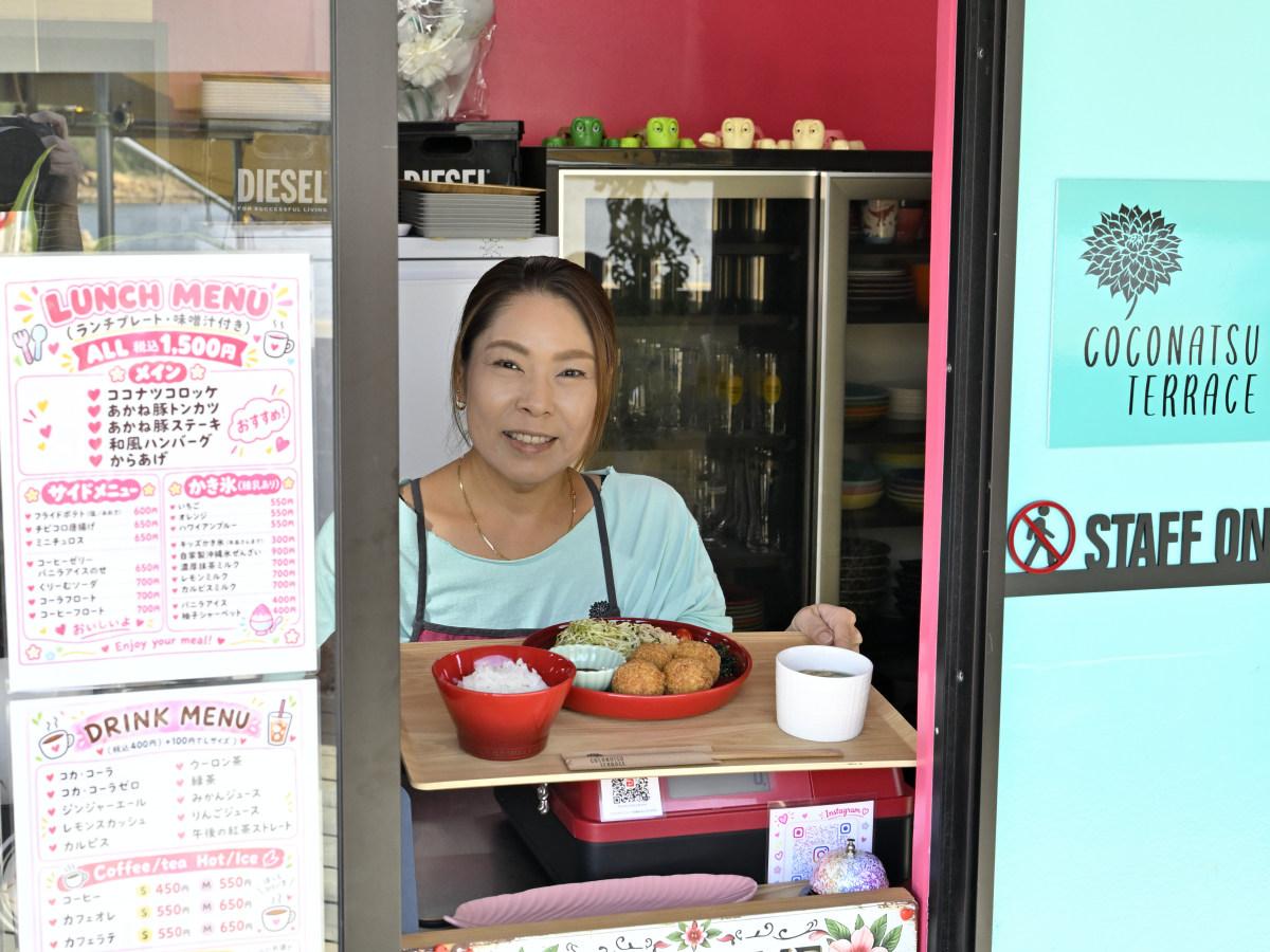 来店を呼びかける森さん