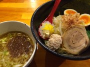東中野に「つけ麺しろぼし」　元力士が開業、つけ麺は「ちゃんこ」をイメージ