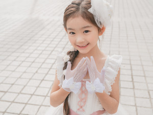 パリコレ初出演　小学2年生の佐藤楓莉さんにインタビュー