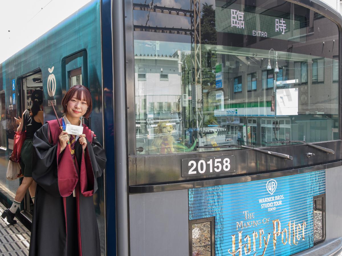 イベントに参加したファン<br>
ワーナー ブラザース スタジオツアー東京「バック・トゥ・ホグワーツ」特別イベント