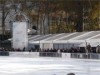 マンハッタンの公園にスケートリンク-ホリデーショップ100店超も