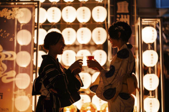 東京ミッドタウン八重洲で「八重洲夜市」　29組出演、ちょうちんで街巡りも