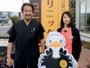 岡山にダチョウのキャラクターバス 「脱腸」の認知向上狙い考案