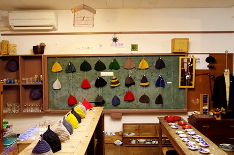 あまマーレで開かれている「クリスマスプレゼント展」