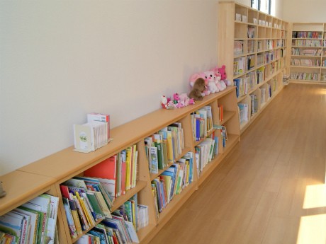 野田村立図書館が1年2カ月ぶりに再開-全国から1万5千点超える本寄贈