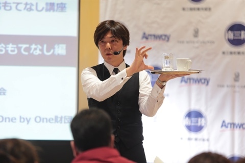 リッツ東京が南三陸で「おもてなし講座」 顧客満足のエッセンス伝える