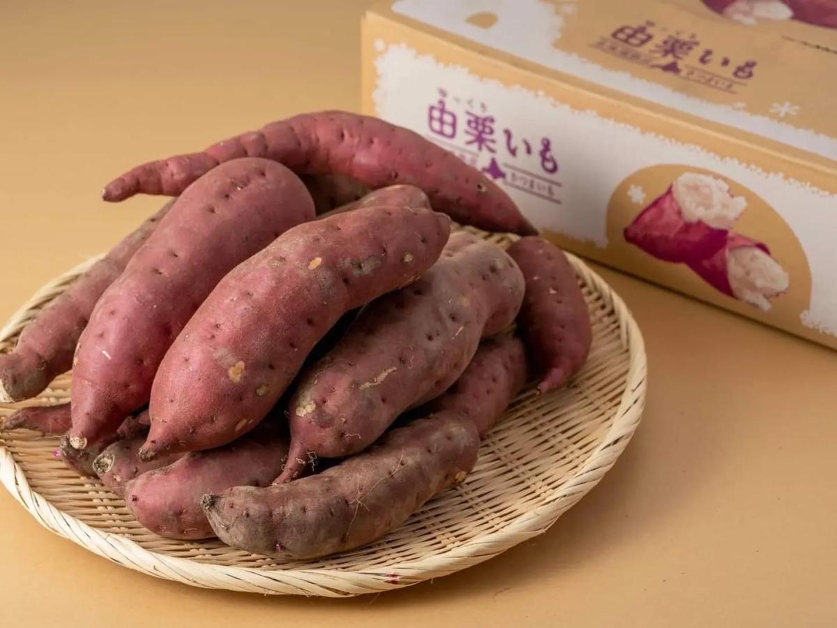 「由栗いも」
