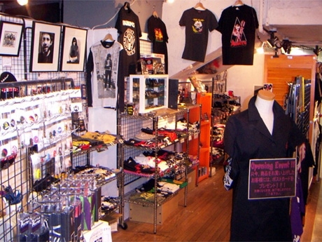 パンク・カルチャー専門店「RAW POWER」（写真＝店内）