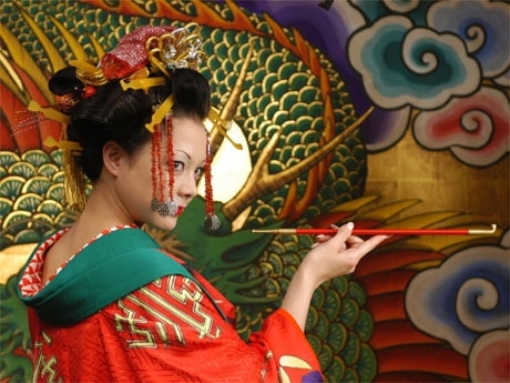 渋谷で土屋アンナさん主演「さくらん」の公開記念展&copy;2007蜷川組『さくらん』フィルム・コミッティ &copy;安野モヨコ / 講談社