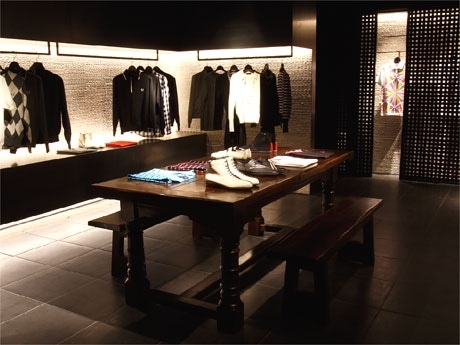 「フレッドペリーローレル青山」店内の様子