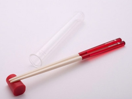 10月後半より公式サイトと全国量販店などで販売を開始する「ベネトンMY HASHI」（1,000円＝写真）
