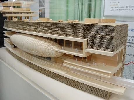 「新渋谷駅」の模型（写真＝「渋谷インフォボックス」で展示中の同型の模型。展示は11月4日まで）