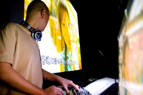 DJ SUPERNOVAによる前回のイベントの様子。シーンに合わせ選曲する「緊張感」も