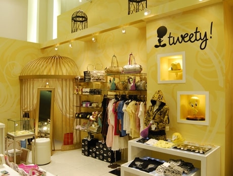 「トゥイーティー ブティック 東京」店内の様子 TM &&copy; Warner Bros. Entertainment Inc.
（s08）