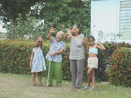 映画「サルサとチャンプルー Cuba／Okinawa」より