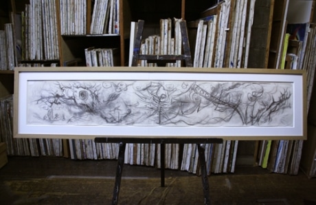 初公開される岡本太郎「明日の神話」のデッサン。絵画修復家・吉村絵美留さんによって「定着処理」が行われた