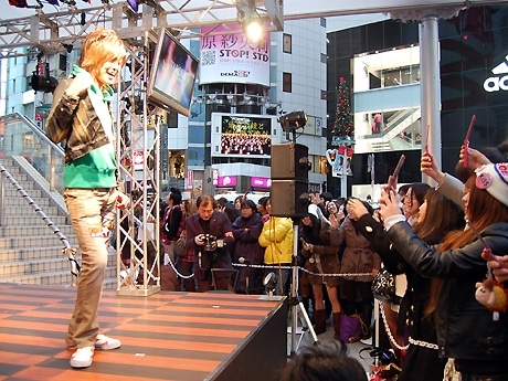 ショーには「梅しゃん」の愛称でも親しまれる梅田直樹さんら人気モデルも参加（写真＝「109MEN’S」ファッションショーで）