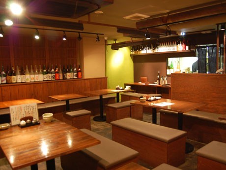 センター街にオープンした「渋谷ろくよん」。宮崎地頭鶏・せいろ蒸しを中心としたメニューを提供する