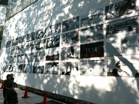 店舗外壁を使い開業前プロモーションを展開している「ナイキフラッグシップストア原宿」。写真は28日現在