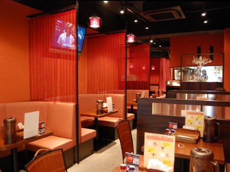 「SHANTi 渋谷店」がオープン。「オリジナルスープ」「サイゴンスープ」の2種のスープカレーを用意する