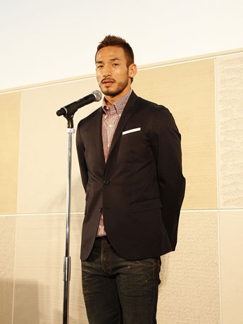 オープニングレセプションに出席した中田英寿さん