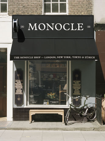 青山に世界3店舗目となる英情報誌「モノクル」のセレクトショップがオープン。写真＝ロンドン店