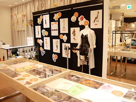 ドラマの台本や衣装などを展示する「もやしもん」ショップ