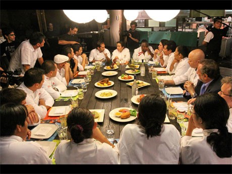 ルーの人々と食文化を探るドキュメンタリー「Cooking Up Dreams」より&copy; 2009 Asociacion Guarango Cine y Video