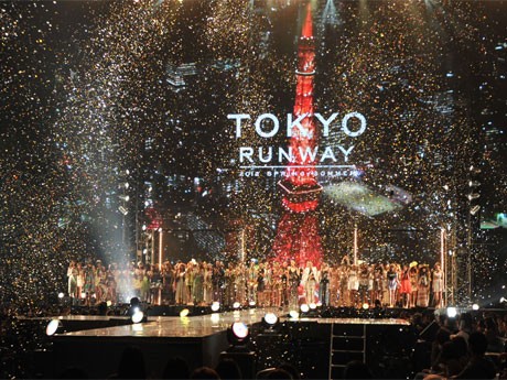 初開催となった「東京ランウェイ2012S/S」の様子
