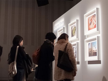 スペースオーで開催中の写真展「PHOTOGRAPHY」の会場の様子