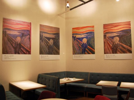 店内では代表作「叫び」など37作品のレプリカ画を展示する