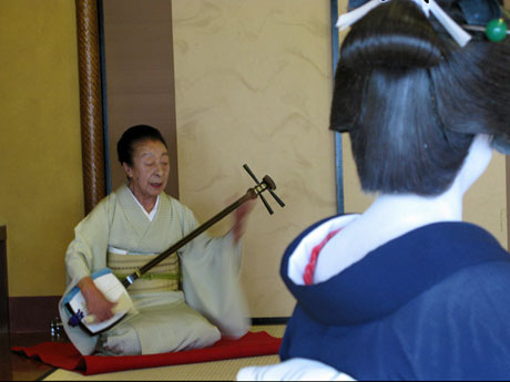 「最後の吉原芸者 四代目みな子姐（ねえ）さん 吉原最後の証言記録」より