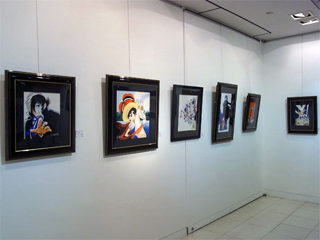「ブラック・ジャック」や「リボンの騎士」など手塚治虫さんの版画作品
