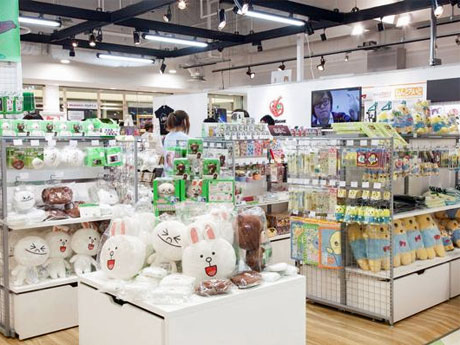 9月13日に新規出店したアプリのキャラクターなどのグッズを扱う「AppBank Store シブポップ」