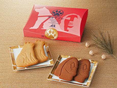 渋谷サブレ（6枚入り735円）。モヤイ像のココア味（手前）が9年ぶりに復刻