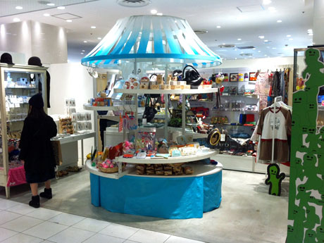 展示会に出店する約40ブランドの商品を集めた店舗