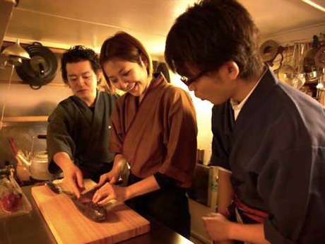 「寿司職人になる旅」の職業体験の様子