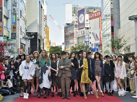 ドン小西さんやショップ店員が登場した「渋谷スタイル」