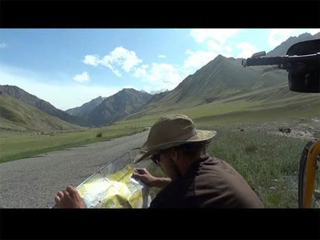 「ROAD FROM KARAKOL」より