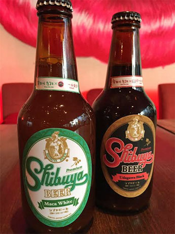 渋谷発クラフトビール「渋谷BEER」。今回提供されるのはホワイトマカ（写真左）
